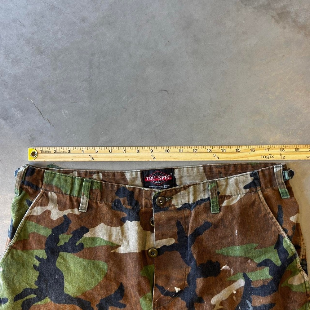 Vintage 90s faded repaired woodland camo military cargo pants - Picture 2 of 5